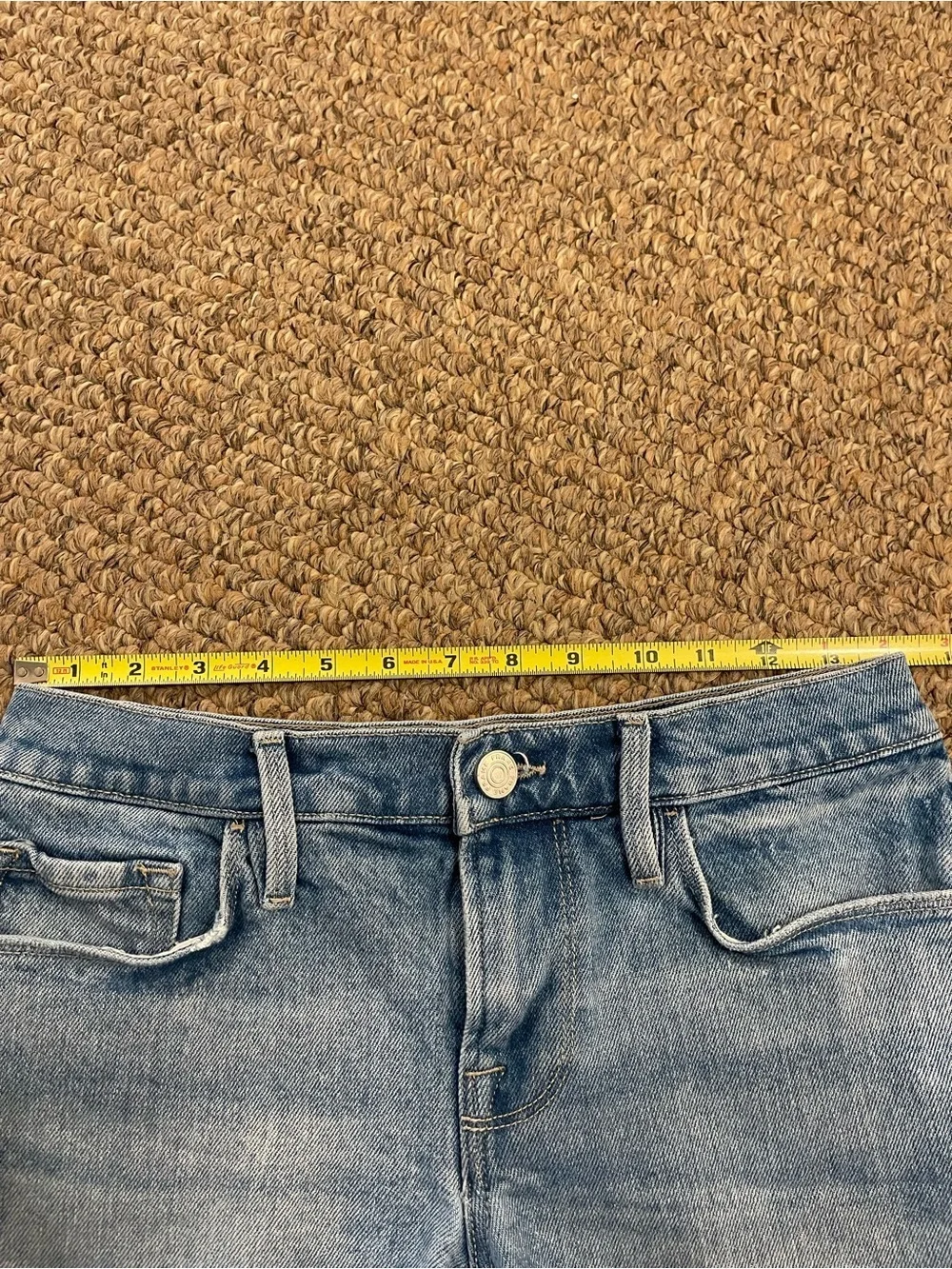 FRAME Le Cut Off Kerwin Denim Shorts Sustainable Mid Rise Stretch Blue Size 24